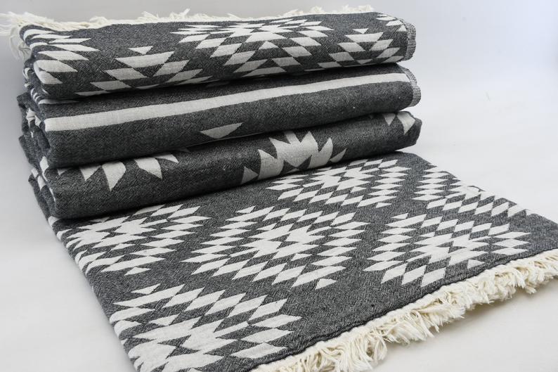 Aztekisches schwarzes türkisches Handtuch